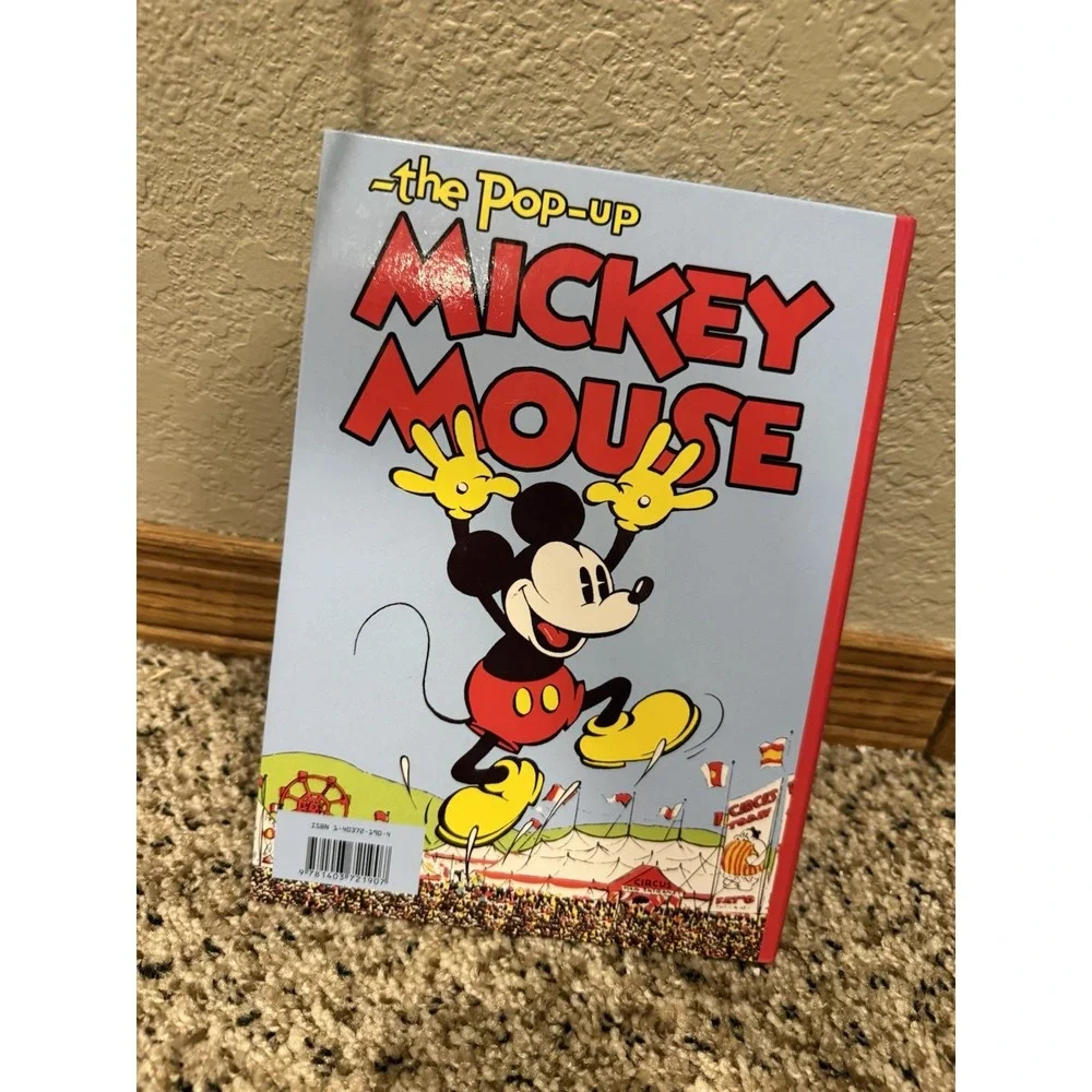 The Pop-Up Mickey Mouse. Disney Vintage Collection, Republished from the 193...